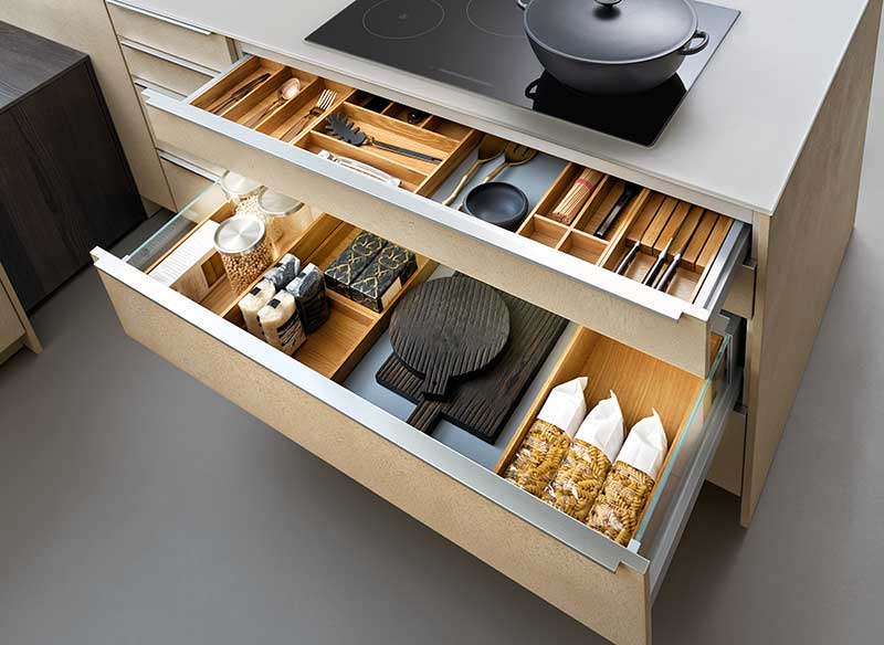como organizar gaveta da cozinha